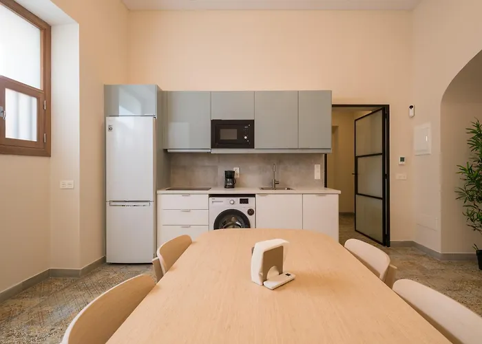 Off Pedro Diaz Apartment