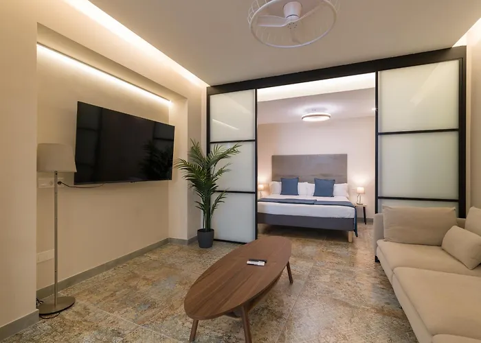 Off Pedro Diaz Apartment *