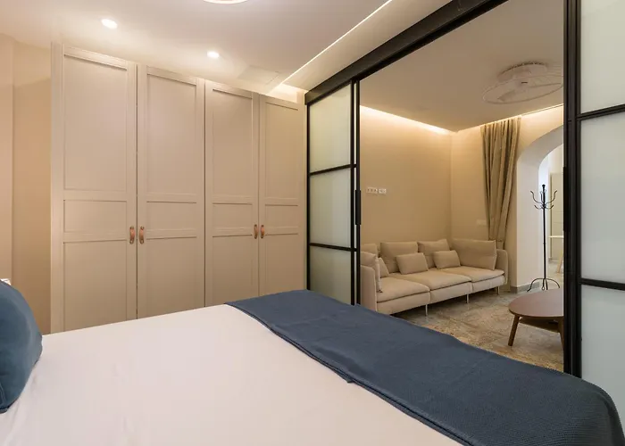 Off Pedro Diaz דירה *